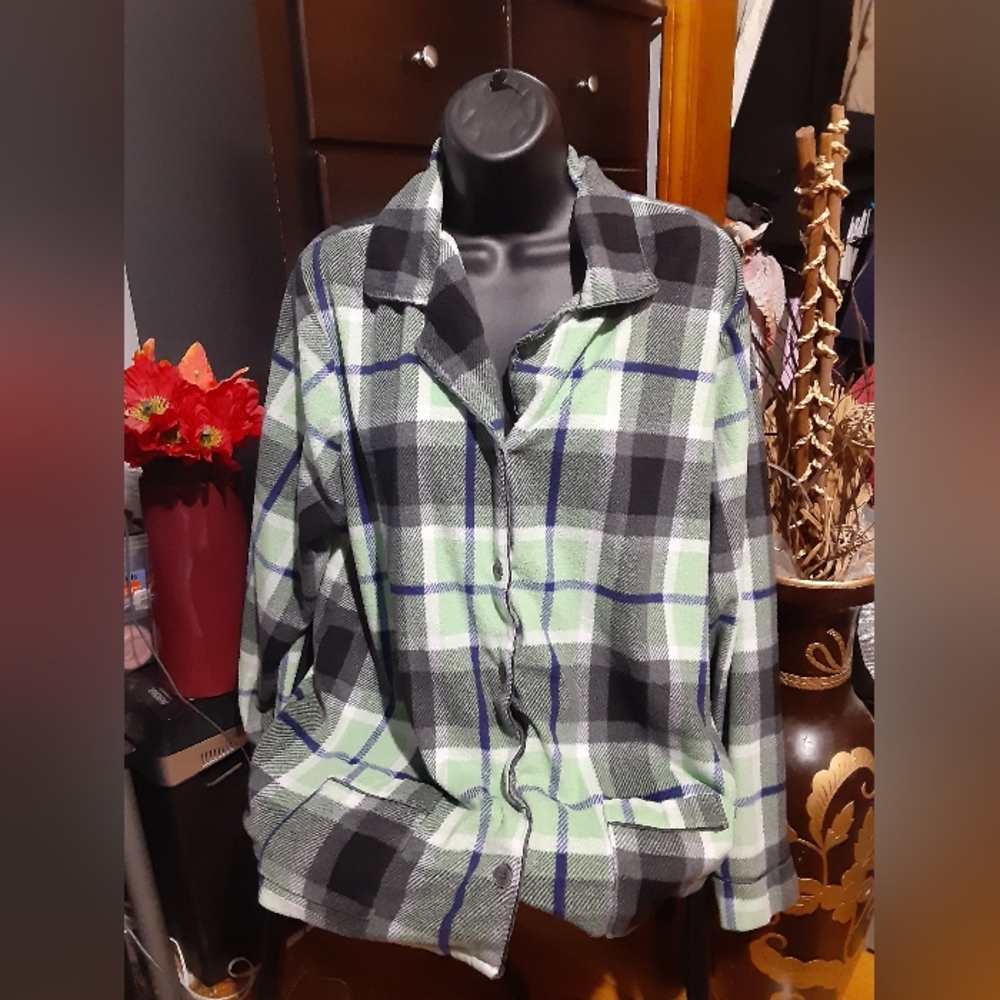 Anne Klein Green and Black Plaid Button-Down Shirt